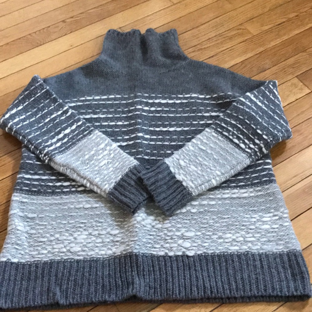 Knit turtleneck